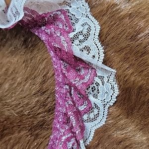 Vintage lace trim